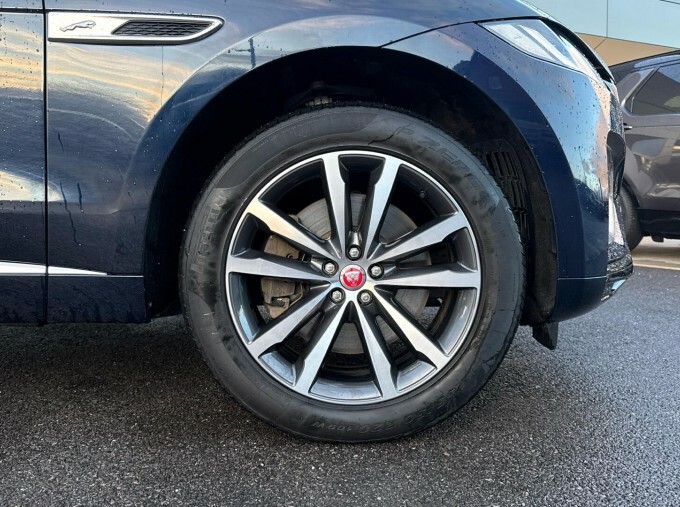 Jaguar F-Pace 2.0 D200 Mhev R-dynamic Se Black Awd Euro 6  #8