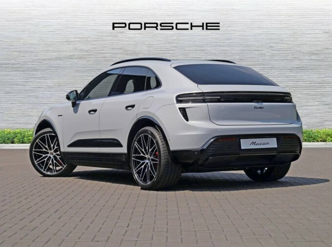 Porsche Macan 100Kwh Turbo 4Wd 5-Door Grey #2