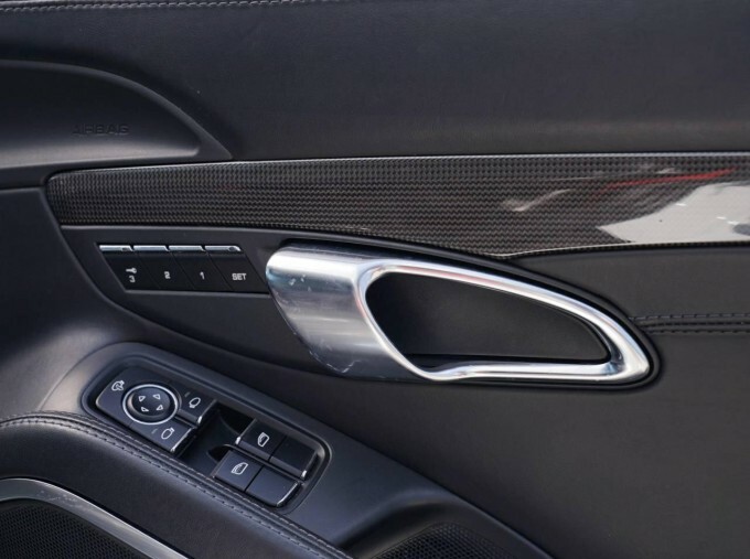 Porsche 911 911 Carrera S Black #39
