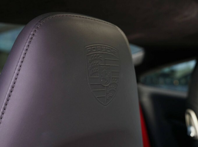 Porsche 911 911 Carrera S Black #11