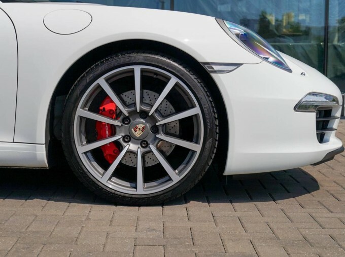 Porsche 911 911 Carrera S Black #55