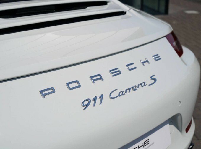 Porsche 911 911 Carrera S Black #51