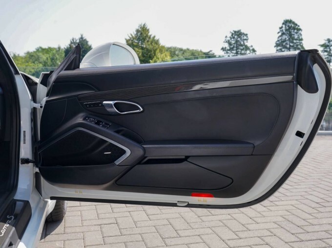 Porsche 911 911 Carrera S Black #38