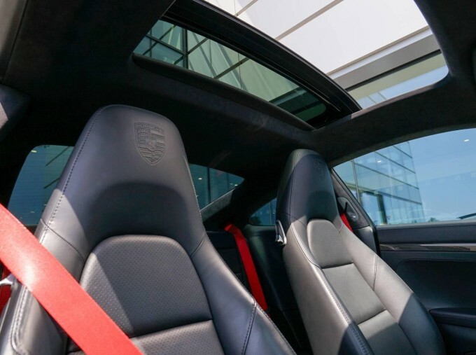 Porsche 911 911 Carrera S Black #10