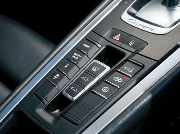 Porsche 911 911 Carrera S Black #34
