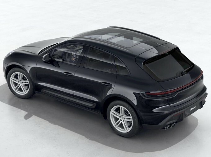 Porsche Macan 2.0T Pdk 4Wd Euro 6 5-Door Black #4