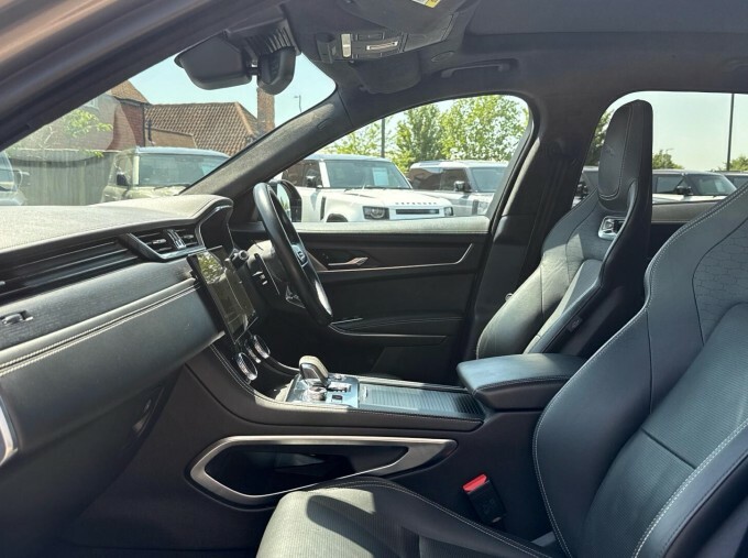 Jaguar F-Pace 2.0 D200 Mhev R-dynamic Hse Euro 6 5-Door Grey #3
