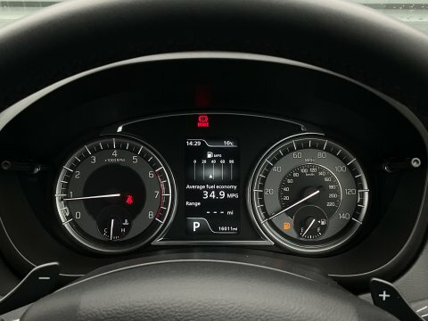 Suzuki SX4 S Cross Ultra Red #26