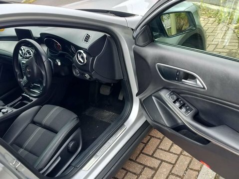 Mercedes-Benz GLA Class 1.6 Gla 180 Silver #4