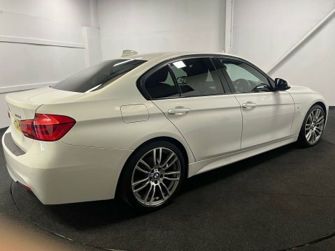 BMW 3 Series 2.0 318D M LV18ZNU White #3