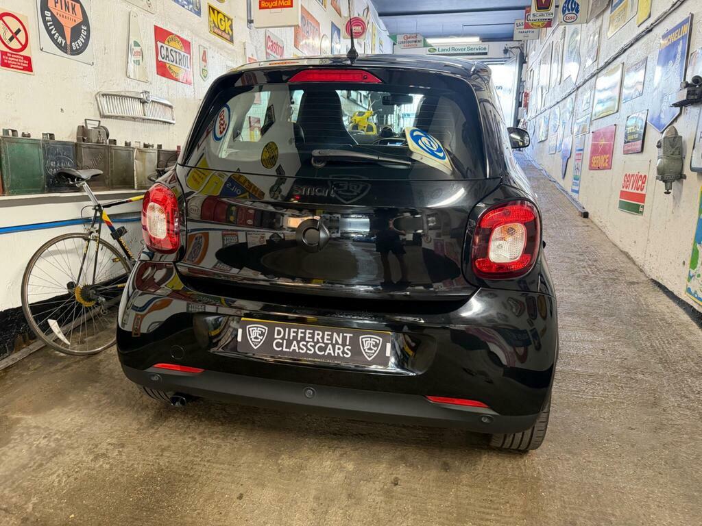 Smart Forfour 60Kw Drive Prime Premium 17Kwh Grey #2
