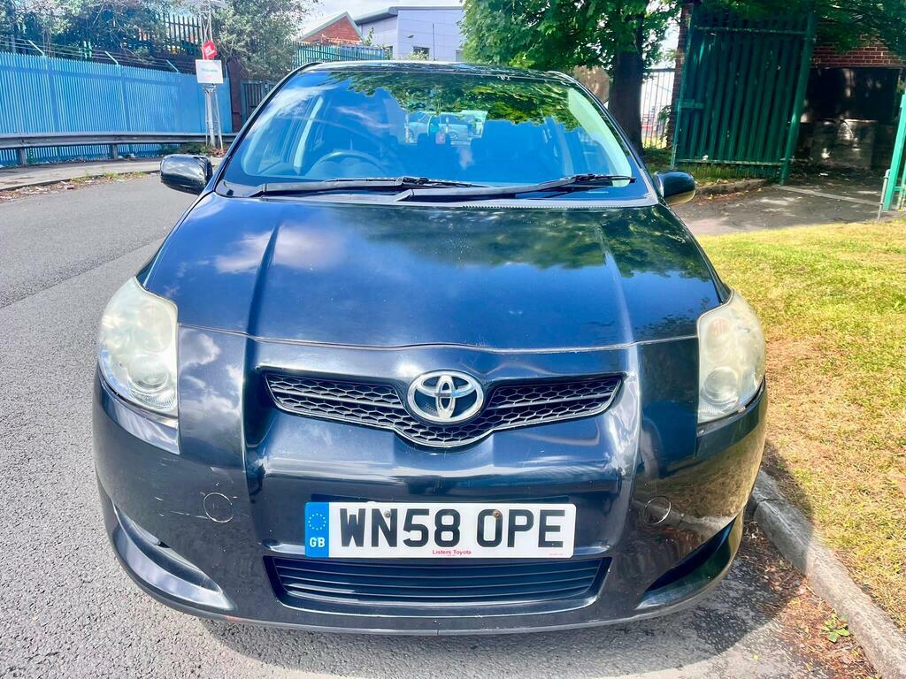Toyota Auris 1.6 Vvt-i Tr Black #2