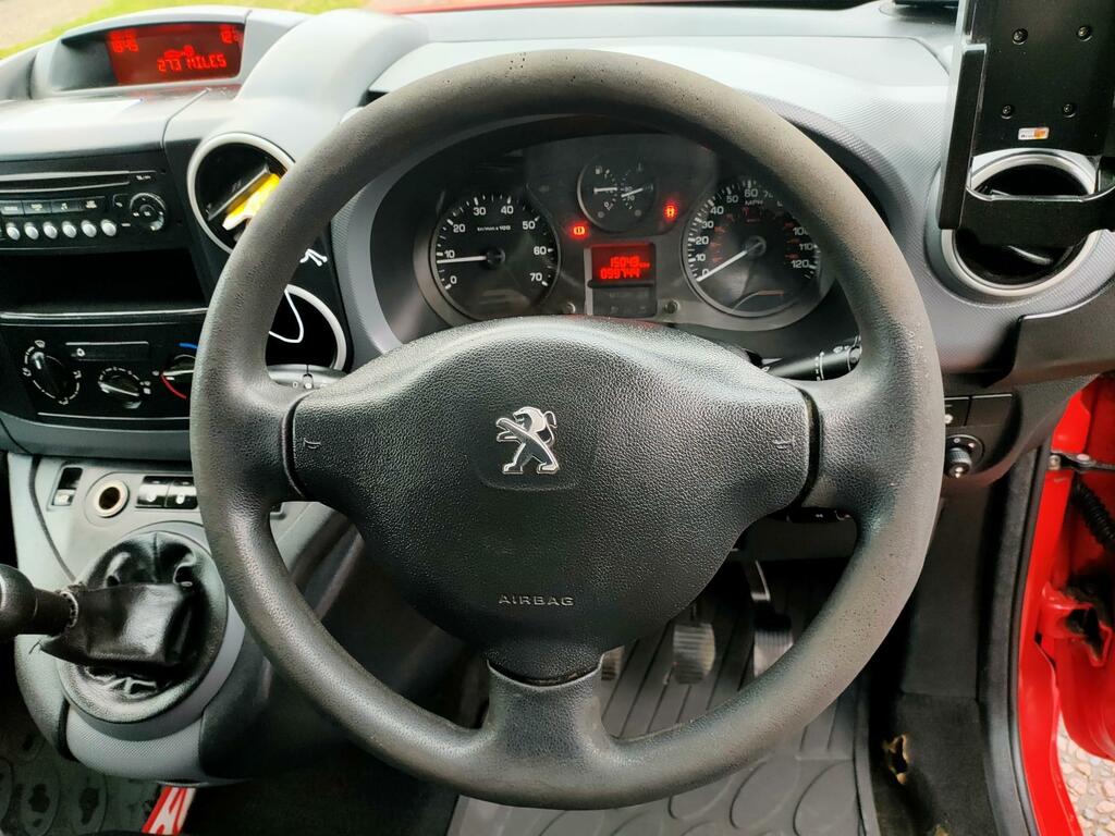 Peugeot Partner  Silver #28