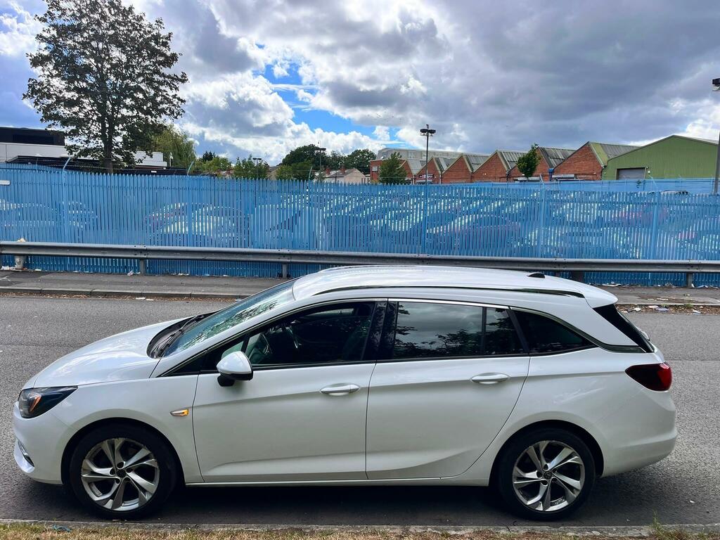 Vauxhall Astra 1.4I Turbo Sri Nav Sports Tourer Cvt Euro 6 Ss White #5