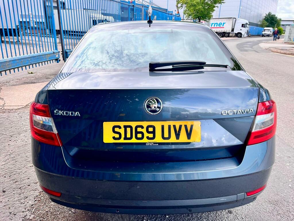 Skoda Octavia 1.6 Tdi Scr Se Technology Euro 6 Ss Grey #6
