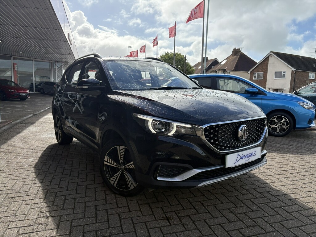 MG ZS 44.5Kwh Exclusive Suv 143 Ps Black