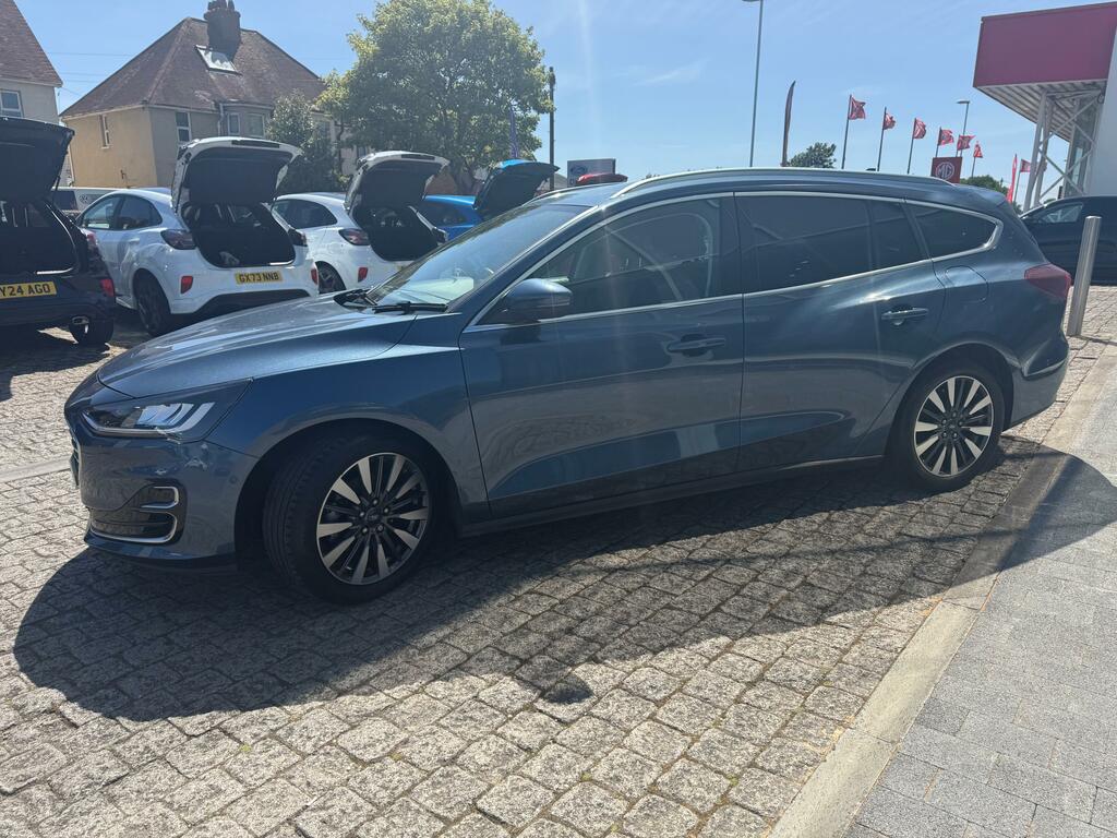 Ford Focus 1.0T Ecoboost Titanium Vignale Estate M Blue #3