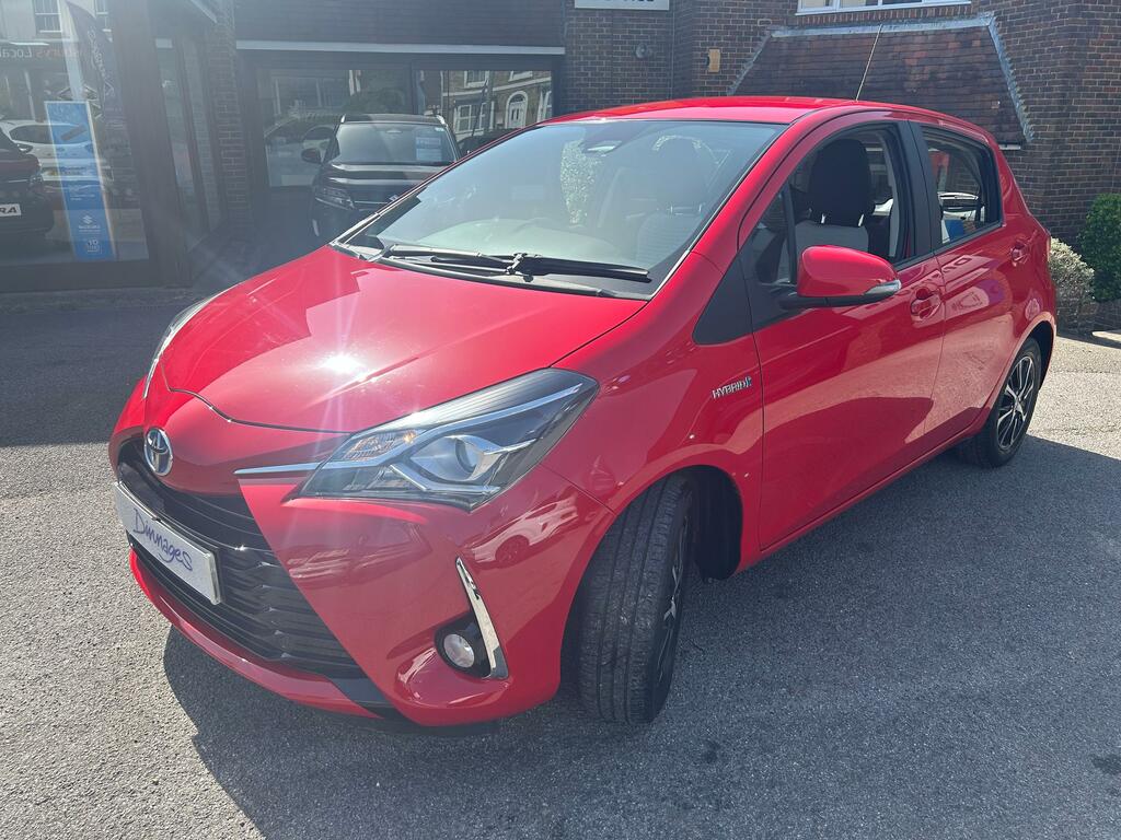 Toyota Yaris 1.5 Vvt-h Icon Tech Hatchback Hybrid E- LO69OXA Red #3