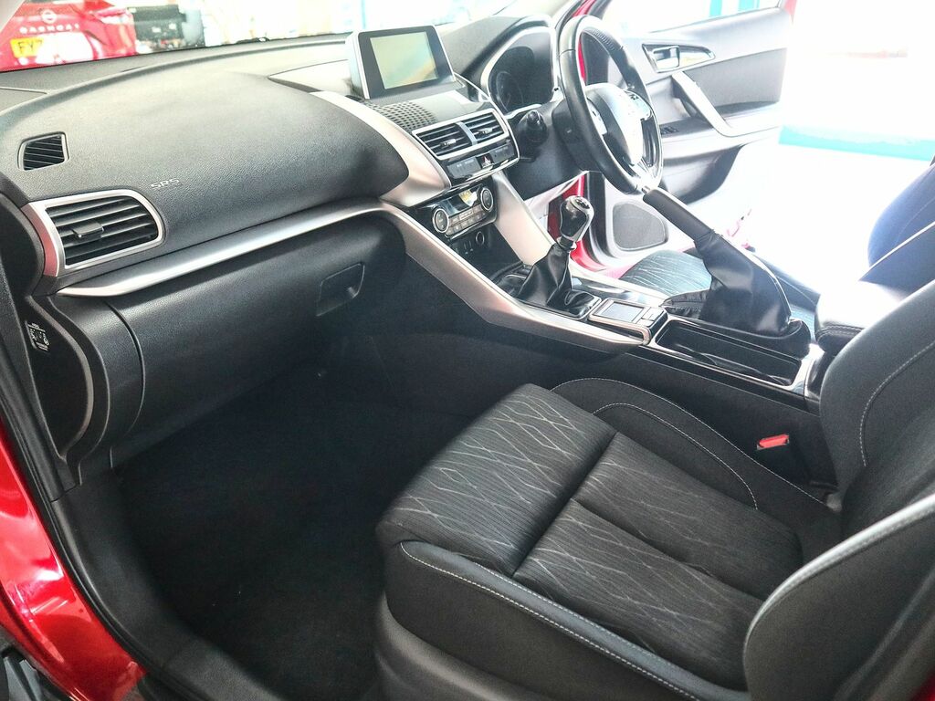 Mitsubishi Eclipse Cross 1.5 3 Red #4
