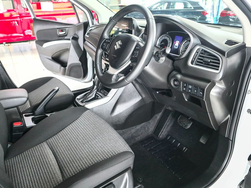 Suzuki S Cross 1.5 Motion Hybrid Ags EY73OSM White #3