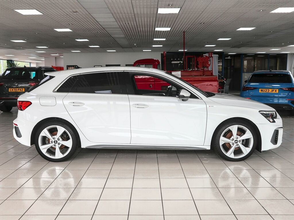 Audi A3 1.0 S Line 30 Tfsi SD72YLP White #6