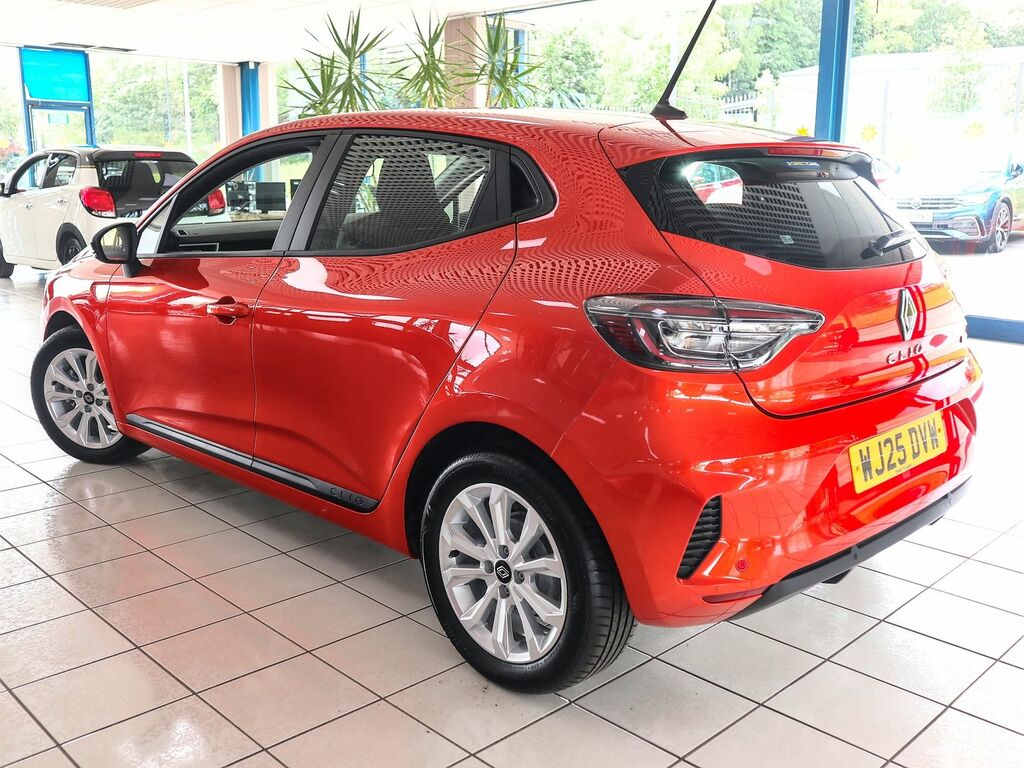 Renault Clio Evolution E-tech WJ25DVW Orange #2