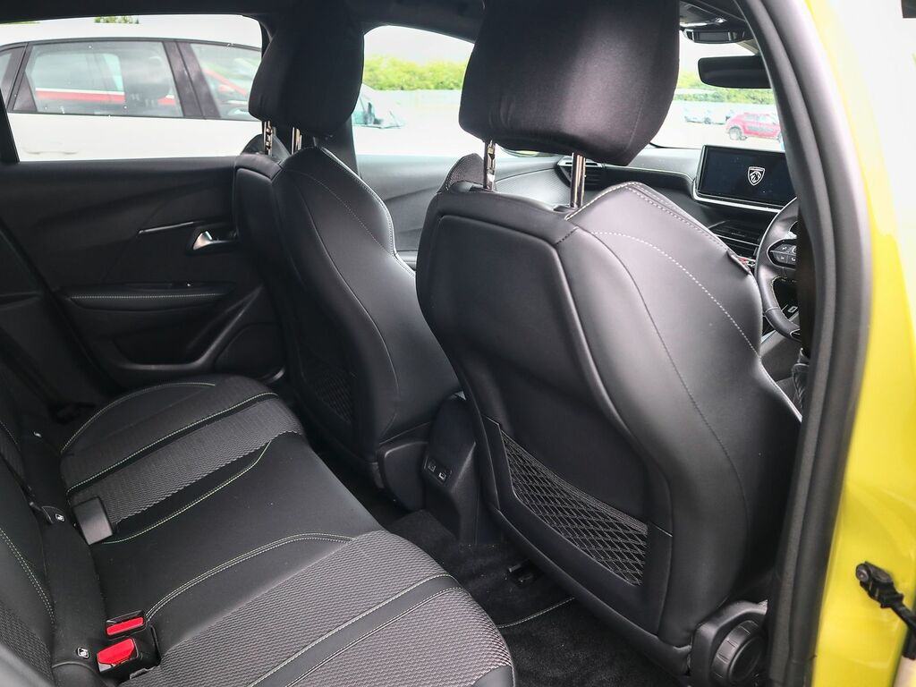 Peugeot 208 1.2 Gt Puretech Mhev E-dsc Yellow #4