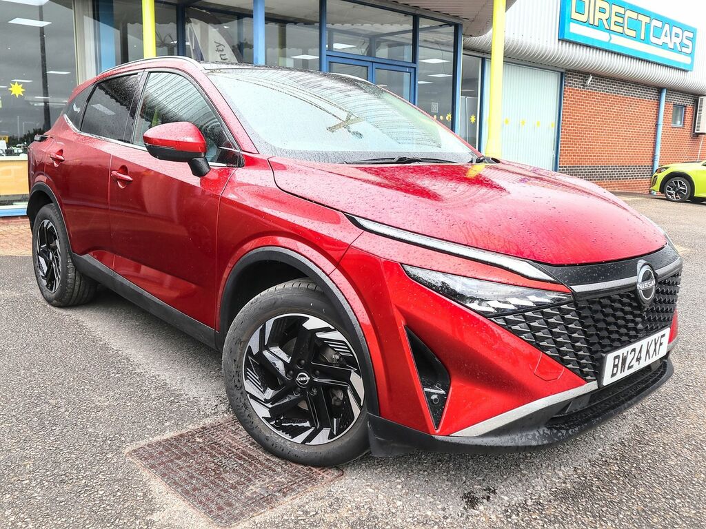 Nissan Qashqai 1.3 N-connecta Dig-t Mhev Xtronic Red