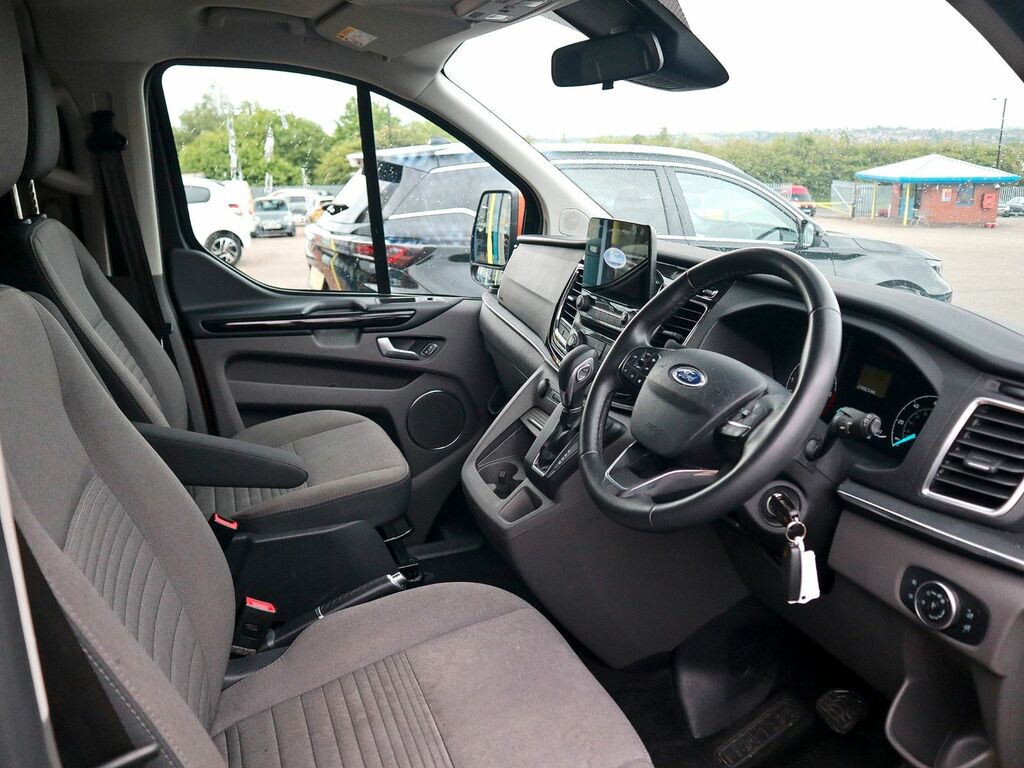 Ford Tourneo Custom 2.0 Ecoblue 130Ps Lr 8 Seater Zetec Black #3