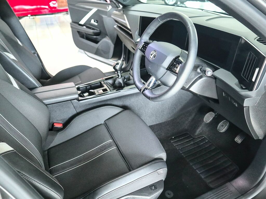Vauxhall Astra 1.2 Gs Sports Tourer Turbo Grey #3