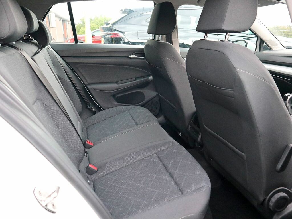 Volkswagen Golf Life Tsi White #4