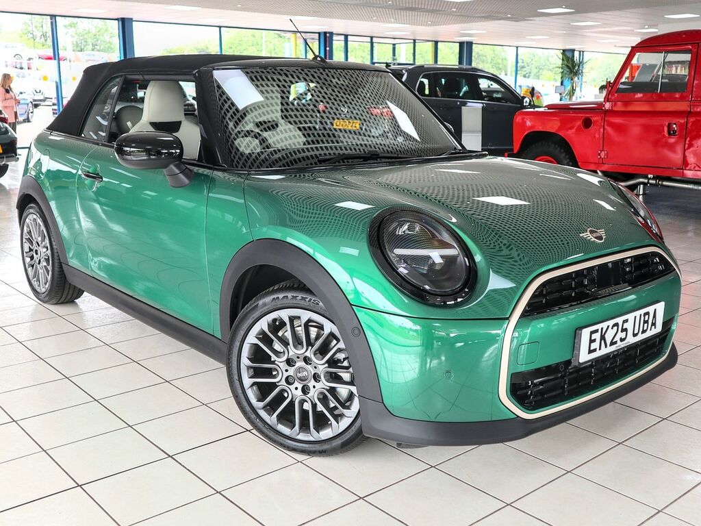 Mini Convertible 2.0 Cooper C Exclusive Steptronic Green