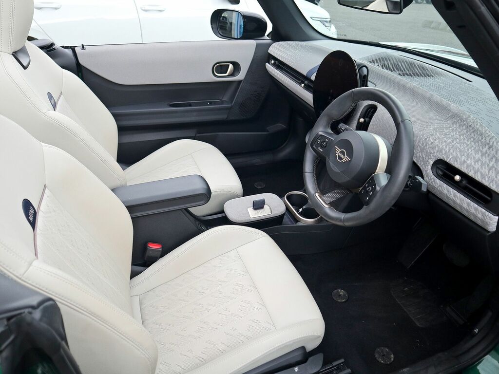 Mini Convertible Cooper C Exclusive Steptronic Green #3