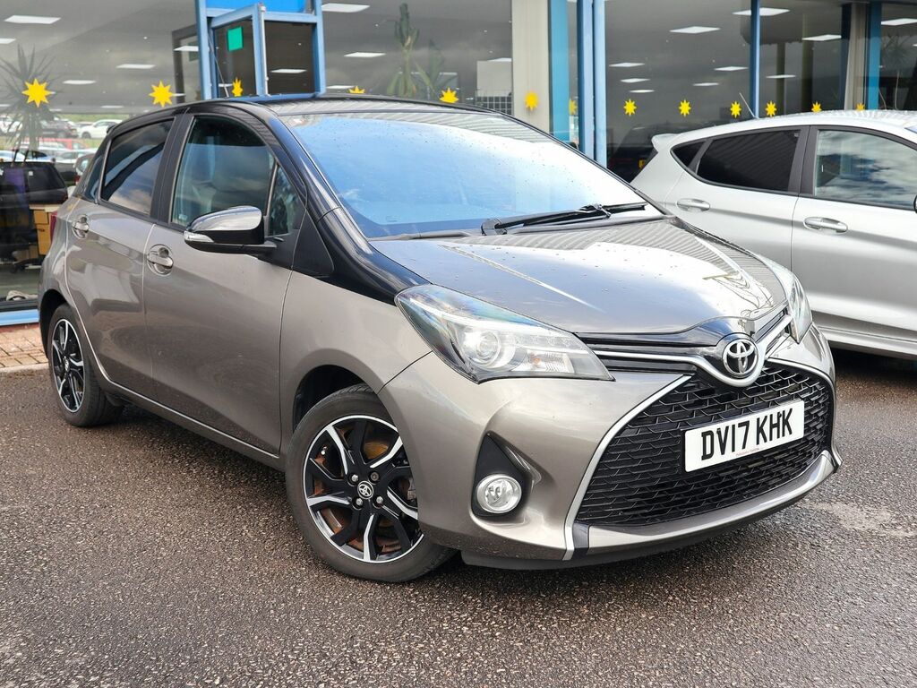 Toyota Yaris Hatchback Red #1