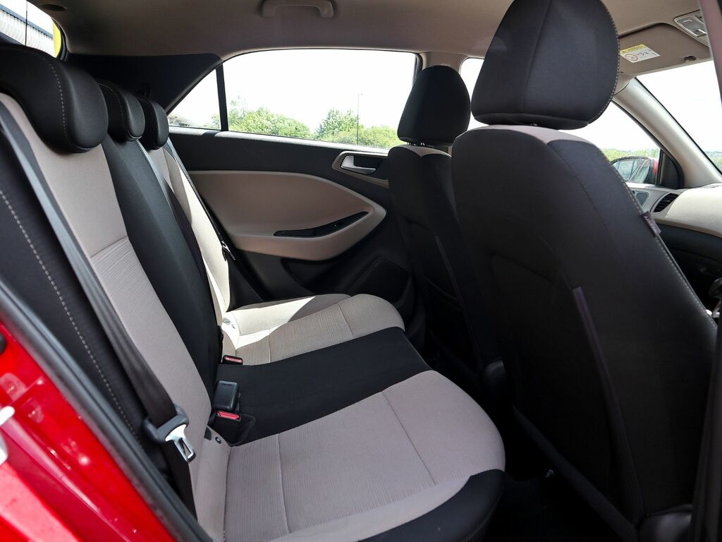 Hyundai I20 Se Blue Drive Mpi Red #4