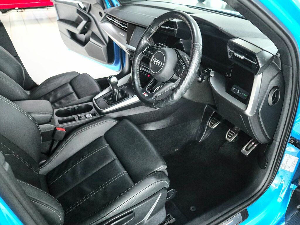 Audi A3 1.0 S Line 30 Tfsi NU23JFX Blue #3
