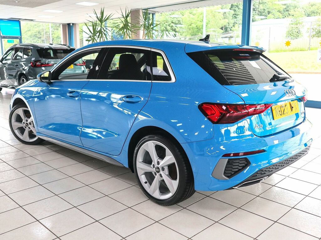 Audi A3 1.0 S Line 30 Tfsi NU23JFX Blue #2