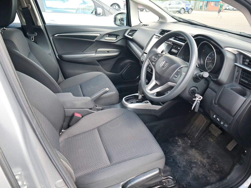 Honda Jazz Se I-vtec Silver #3