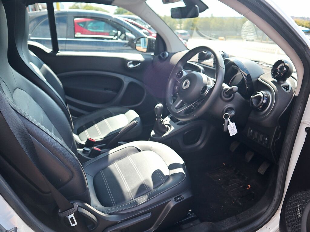 Smart Fortwo Prime Premium T White #3