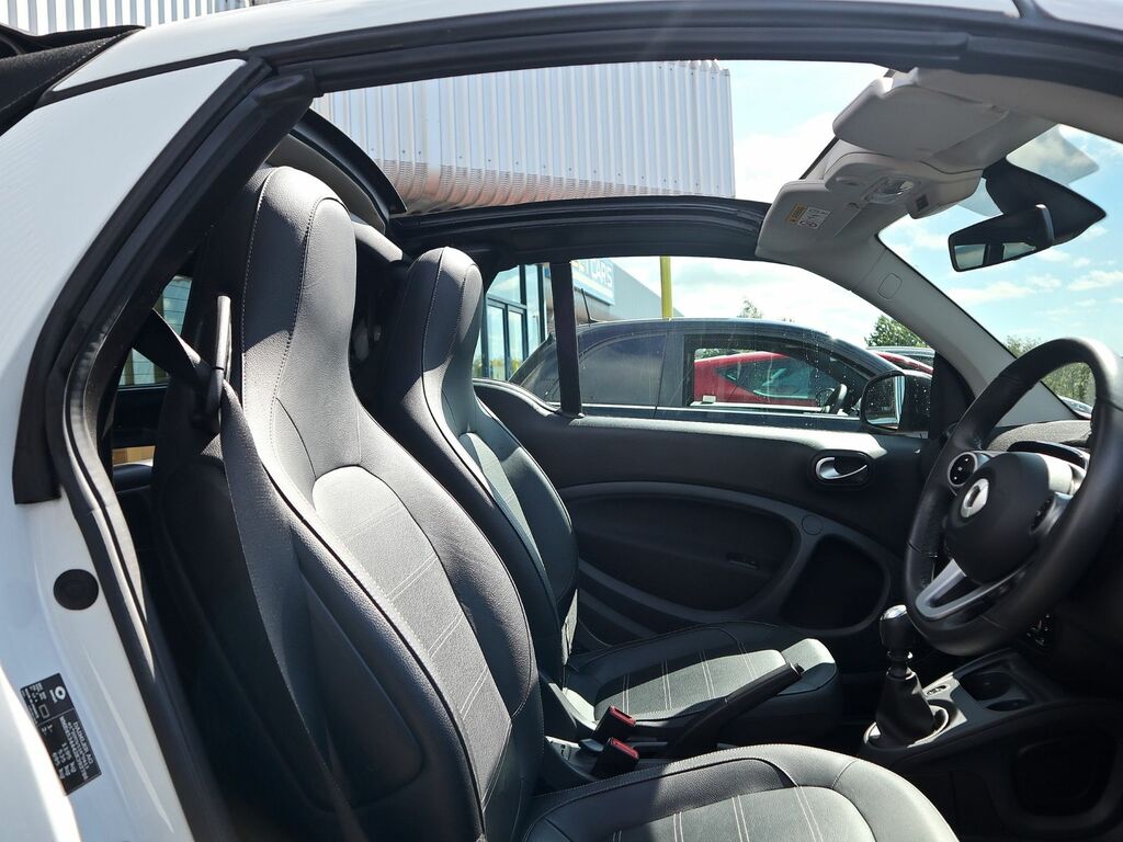 Smart Fortwo Prime Premium T White #4