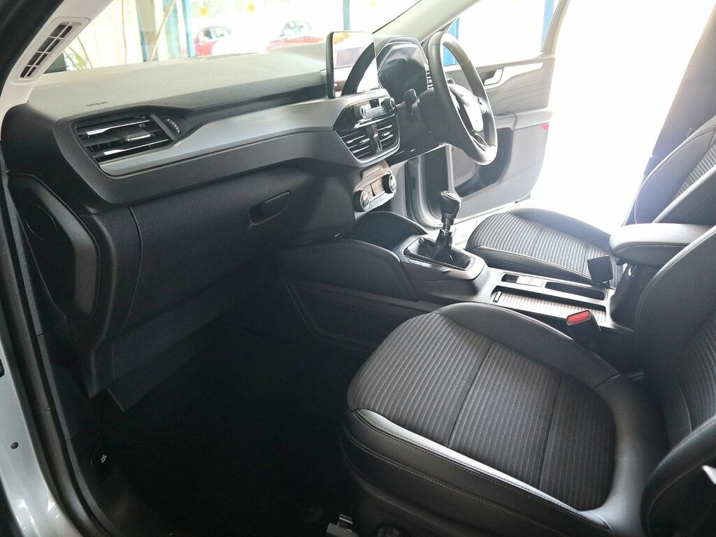 Ford Kuga 1.5 Titanium Edition Ecoboost ST73TSY Silver #4