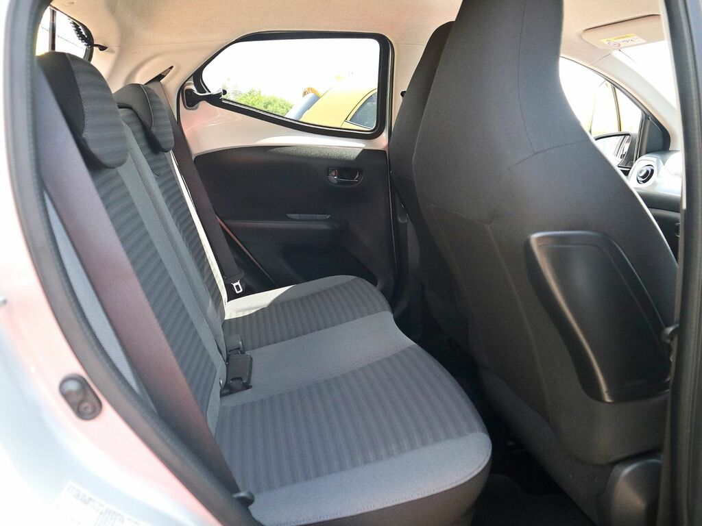 Toyota Aygo X X-trend Vvt-i Silver #4