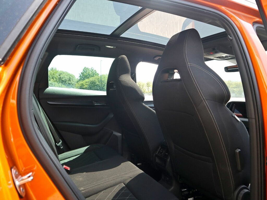 Skoda Karoq Sportline Tsi Act Dsg Orange #4