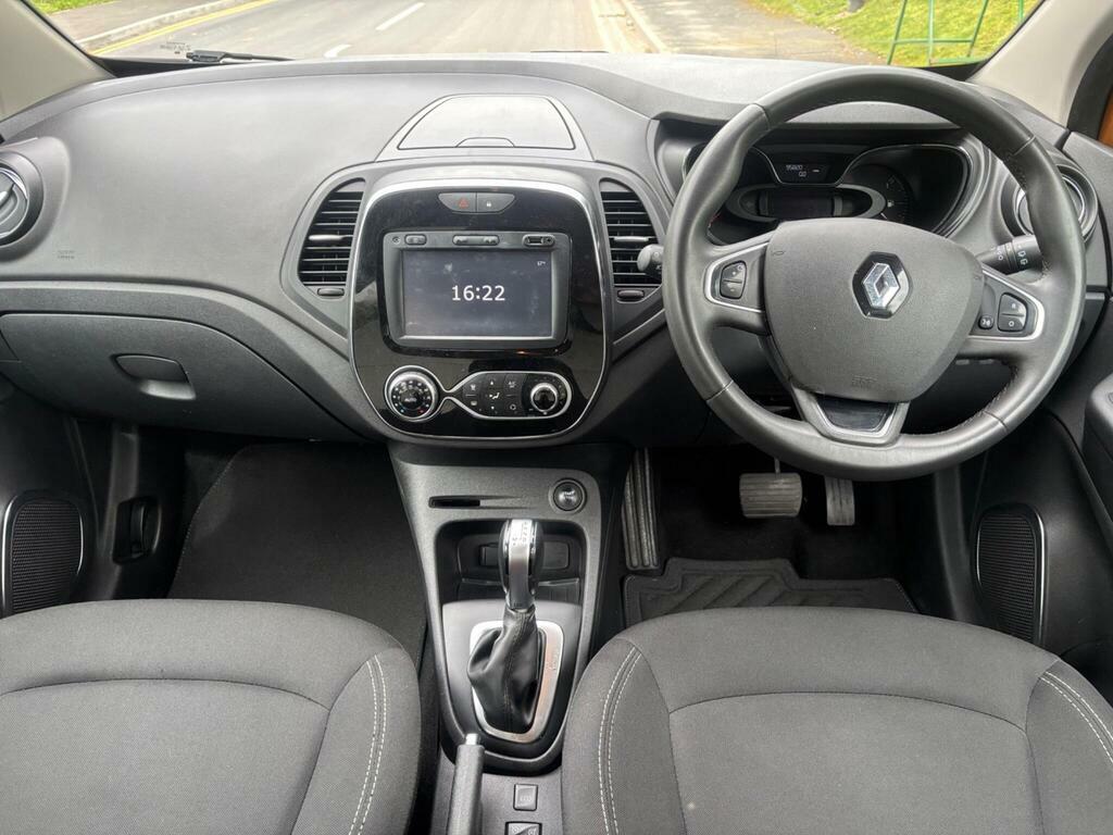 Renault Captur 1.5 Iconic Dci 89 Bhp Red #37