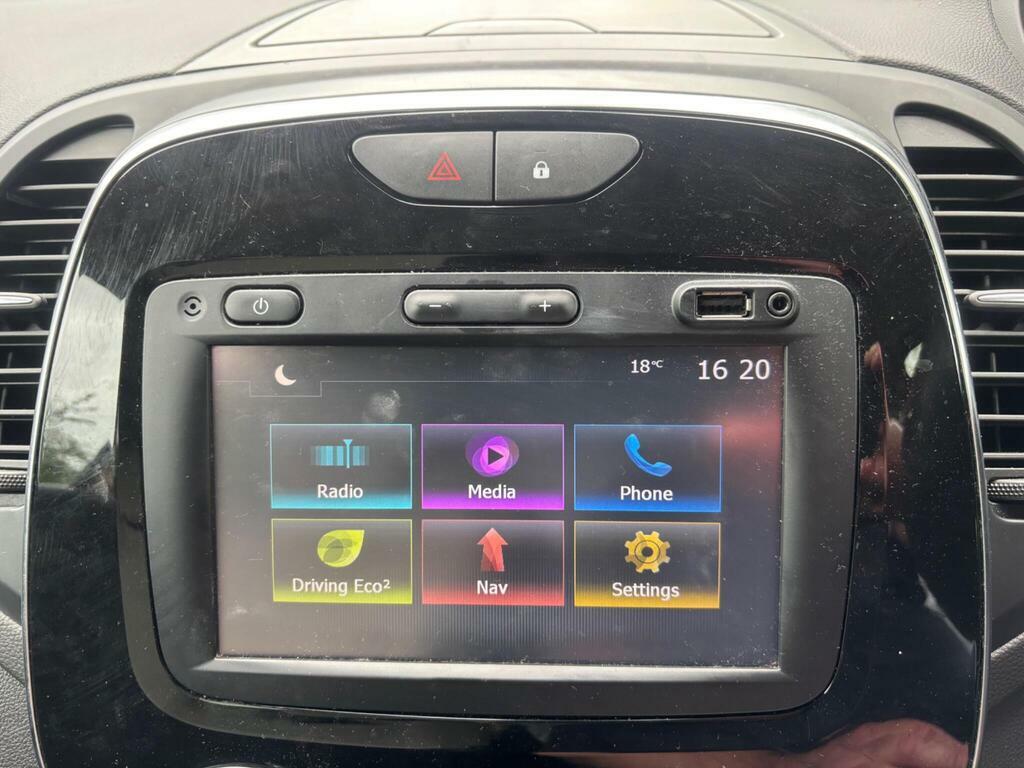 Renault Captur 1.5 Iconic Dci 89 Bhp Red #33