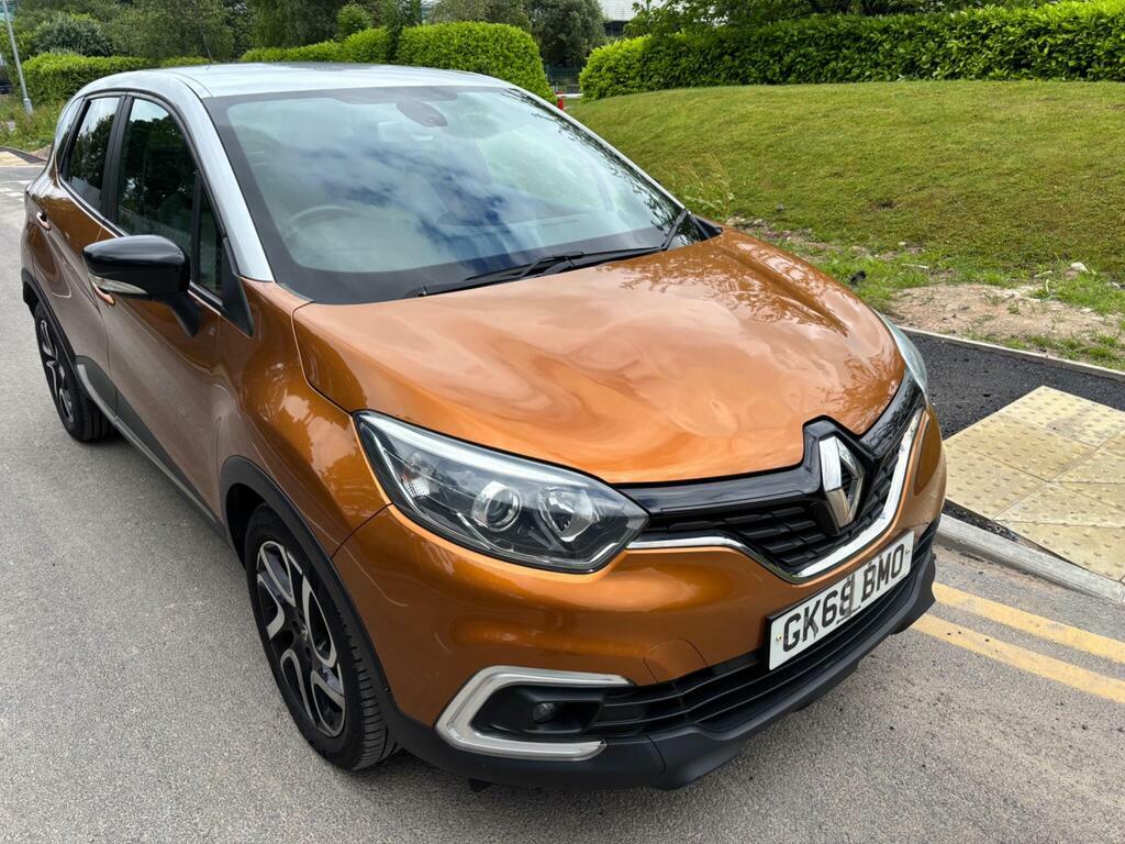 Renault Captur 1.5 Iconic Dci 89 Bhp Red #11