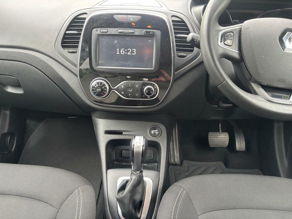 Renault Captur 1.5 Iconic Dci 89 Bhp Red #29