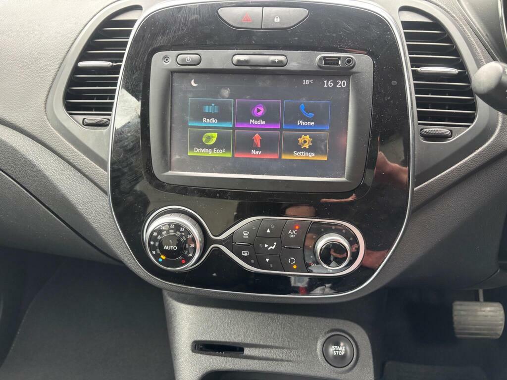 Renault Captur 1.5 Iconic Dci 89 Bhp Red #31