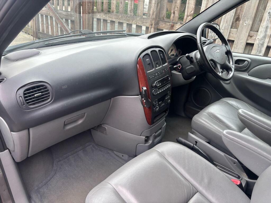 Chrysler Grand Voyager 2.8 Crd Limited Black #30