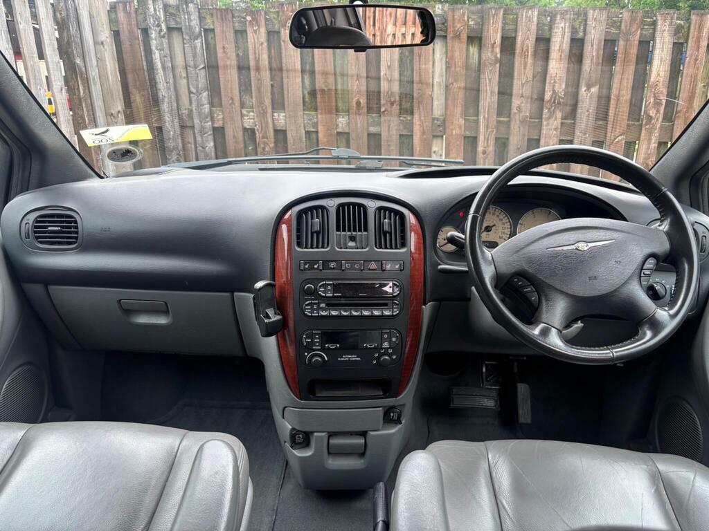 Chrysler Grand Voyager 2.8 Crd Limited Black #36